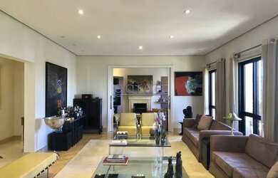 Imagem: O apartamento possui 4 Dormitórios, 5 Banheiros, 5 Vagas na