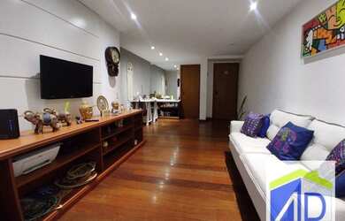 Imagem: O apartamento possui 3 Dormitórios, 3 Banheiros, 2 Vagas na