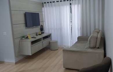 Imagem: O apartamento possui 2 Dormitórios, 1 Banheiro, 1 Vaga na garagem