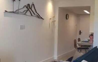 Imagem: O apartamento possui 1 Dormitório, 1 Banheiro, 38m² de Área