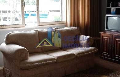 Imagem: A casa possui 3 Dormitórios, 2 Banheiros, 1 Vaga na garagem