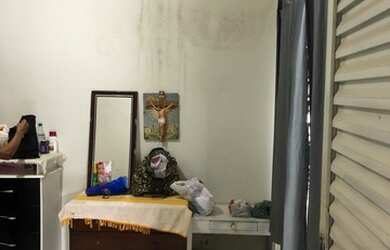 Imagem 7: OPORTUNIDADE - Casa a Venda com Estrutura para Restaurante ou dividir...