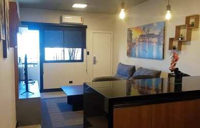 Imagem: O apartamento possui 1 Dormitório, 1 Banheiro, 1 Vaga na garagem