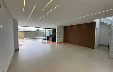 Imagem: A casa em condomínio possui 3 Dormitórios, 3 Banheiros, 3