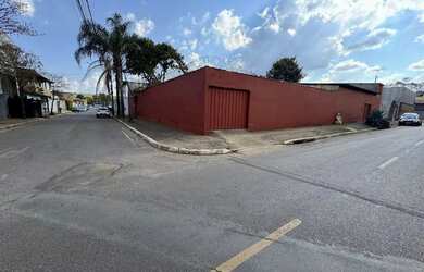 Imagem: O depósito possui 720m² de Área e está localizado em Jardim