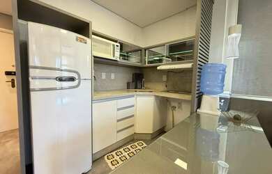 Imagem: O studio possui 1 Dormitório, 1 Banheiro, 30m² de Área e