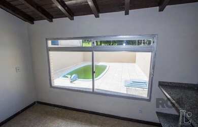 Imagem 12: Casa em Hípica. Piscina, Churrasqueira, Área de serviçoeLareira