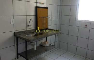 Imagem: O apartamento possui 1 Dormitório, 1 Banheiro, 40m² de Área