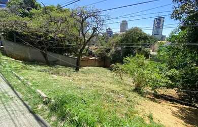 Imagem: O terreno possui 36.970m² de Área e está localizado em Cajueiros