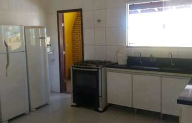 Imagem 16: Imóvel para venda tem 393 metros quadrados com 7 quartos em Guarajuba (Monte Gordo) - Cama