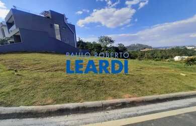 Imagem: O terreno possui 130m² de Área e está localizado em Sítio