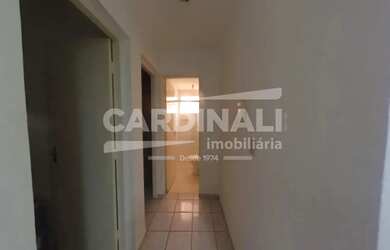 Imagem 5: Apartamento com ótima localização, térreo e mobiliado