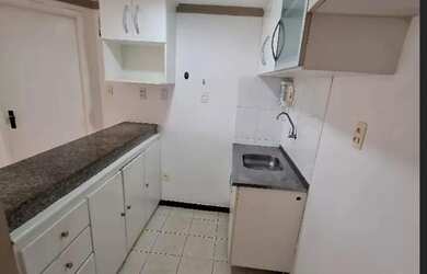 Imagem 8: Em frente a praia Armacao - Apartamento 1 dorm