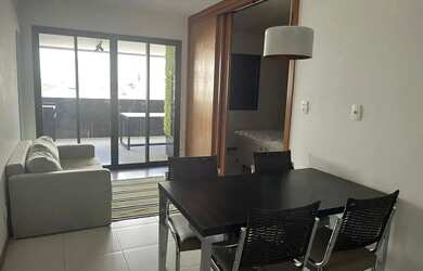 Imagem: O apartamento possui 1 Dormitório, 1 Banheiro, 1 Vaga na garagem