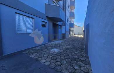 Imagem: O apartamento possui 1 Dormitório, 1 Banheiro, 50m² de Área