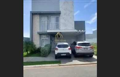 Imagem: A casa em condomínio possui 3 Dormitórios, 3 Banheiros, 2