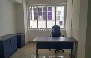 Imagem: O depósito possui 42m² de Área e está localizado em Centro