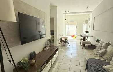 Imagem: A casa em condomínio possui 3 Dormitórios, 2 Banheiros, 2