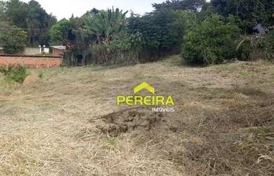 Imagem: O terreno possui 3.000m² de Área e está localizado em Jardim