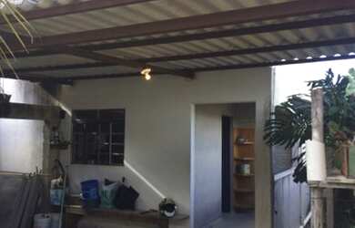 Imagem 2: Vendo casa. Varanda, Imóvel novo, 200m² de Áreae4 Vagas na garagem