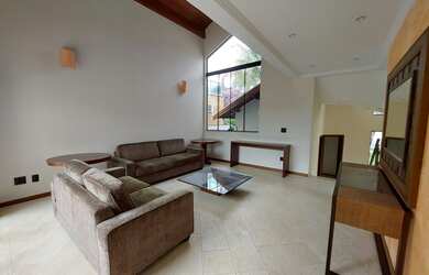 Imagem 4: Casa à venda no Condomínio Reserva Colonial em Valinhos/SP