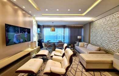 Imagem: O apartamento possui 3 Dormitórios, 4 Banheiros, 2 Vagas na