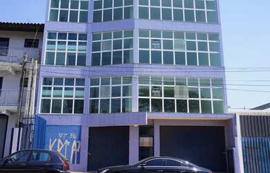 Imagem: O depósito possui 700m² de Área e está localizado em Vila