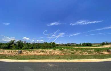 Imagem: O terreno possui 544m² de Área e está localizado em Jardim