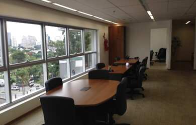 Imagem 3: Salas comerciais, conjunto com 364 m², 11 vagas, pronto para uso - Centro...