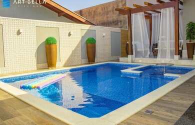 Imagem: A casa possui 2 Dormitórios, 2 Banheiros e 172m² de Área