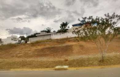 Imagem 1: Terreno para Venda em Bragança Paulista, Residencial Alvorada