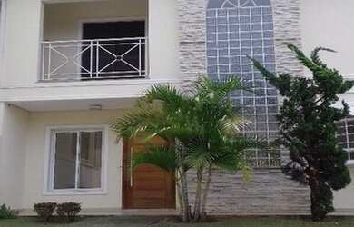 Imagem: A casa em condomínio possui 3 Dormitórios, 2 Banheiros, 1