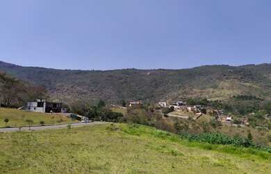 Imagem 6: Terrenos em condomínio fechado aos pés da Pedra Grande em Atibaia