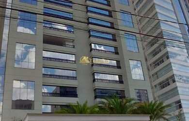 Imagem: O apartamento possui 4 Dormitórios, 5 Banheiros, 3 Vagas na