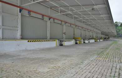 Imagem: O depósito para alugar possui e está localizado em Jardim