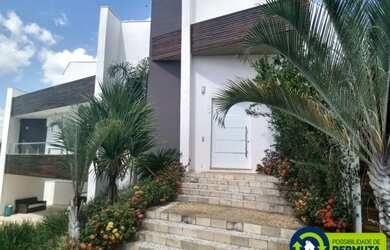 Imagem: A casa em condomínio possui 4 Dormitórios, 4 Banheiros, 5