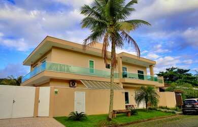 Imagem 1: Sobrado novo para venda com 400 metros quadrados com 5 suítes