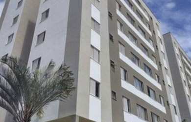 Imagem: O apartamento possui 3 Dormitórios, 1 Banheiro, 1 Vaga na garagem