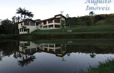 Imagem: A fazenda possui 1.500m² de Área e está localizado em Centro