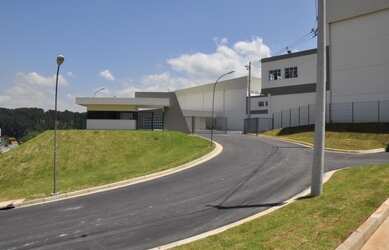 Imagem: O depósito possui 1.084m² de Área e está localizado em