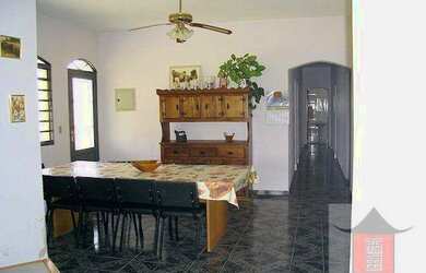 Imagem 7: CHACARA PORTO FELIZ. Piscina, Churrasqueira, Varandae350m² de Área