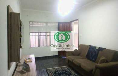 Imagem: A casa possui 2 Dormitórios, 1 Banheiro, 1 Vaga na garagem