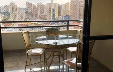 Imagem: O apartamento possui 4 Dormitórios, 5 Banheiros, 2 Vagas na