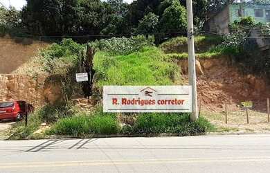 Imagem: O terreno possui 320m² de Área e está localizado em Cristal