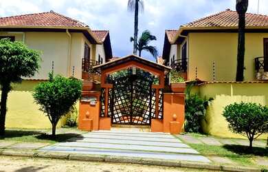 Imagem: A casa em condomínio possui 2 Dormitórios, 3 Banheiros, 1