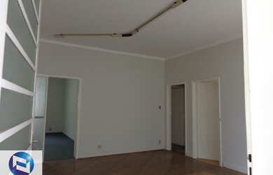 Imagem: O depósito possui 380m² de Área e está localizado em Jardim