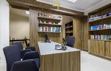 Imagem 14: Sala comercial em frente ao fórum de Tubarão com duas frentes