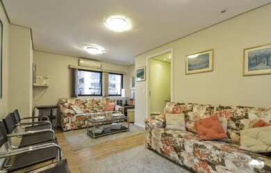 Imagem: O depósito possui 2 Vagas na garagem, 93m² de Área e está