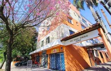 Imagem: O apartamento possui 1 Dormitório, 1 Banheiro, 41m² de Área