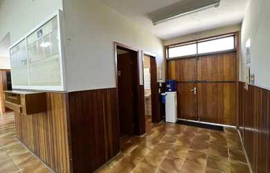 Imagem 13: Galpão/Depósito/Armazém para venda com 250 metros quadrados/ Pé direito...